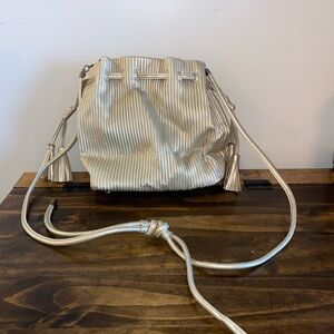 Marla Wynne Gold Metallic Crossbody Purse NEW